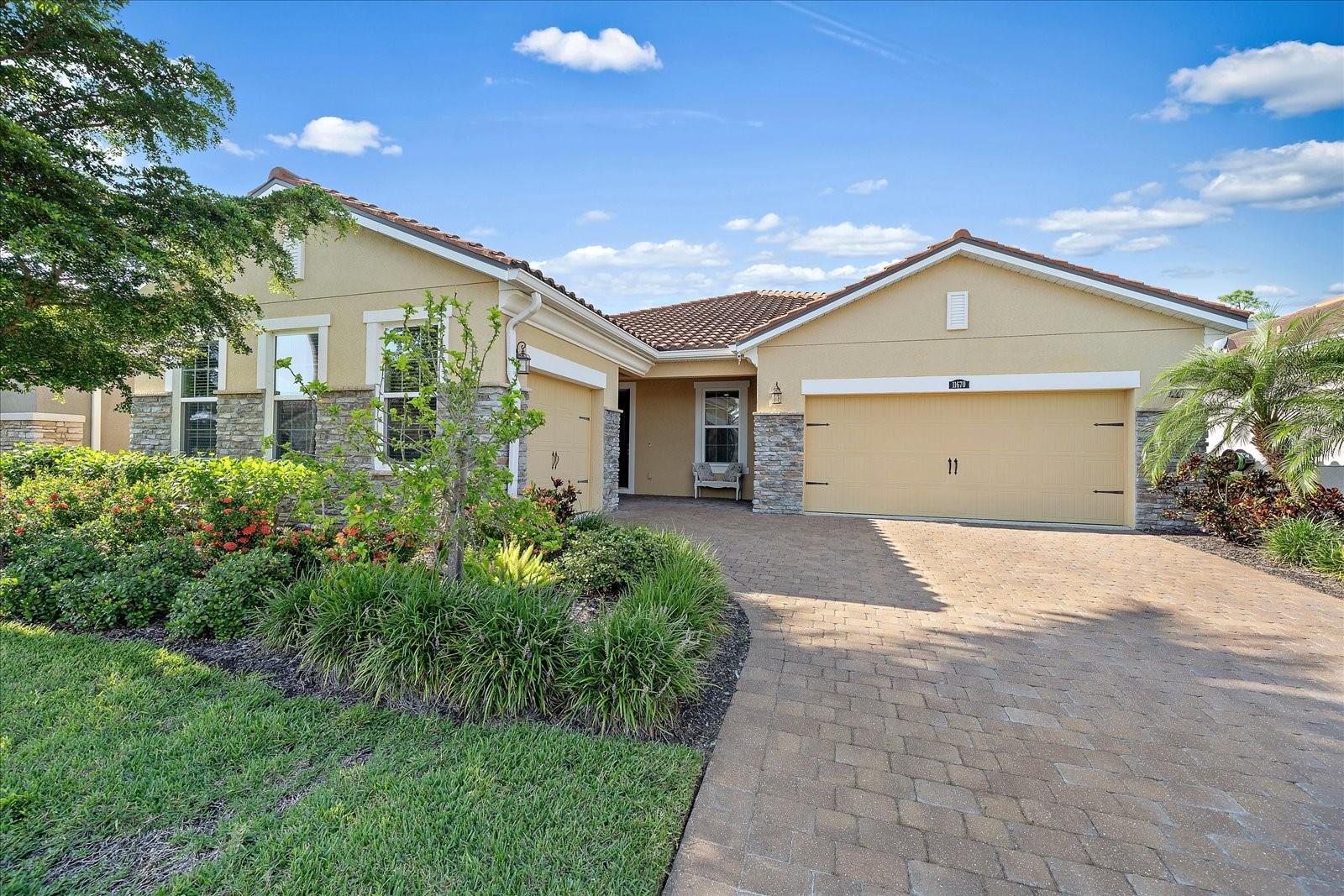 Tapestry Ln, Venice, FL 34293