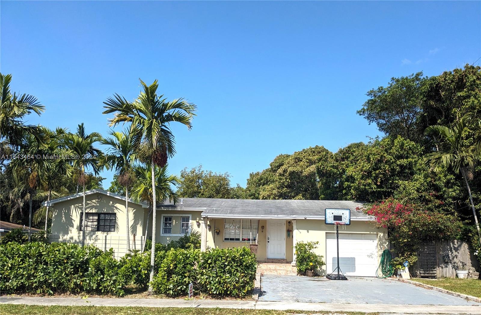 3rd Ave, El Portal, FL 33150