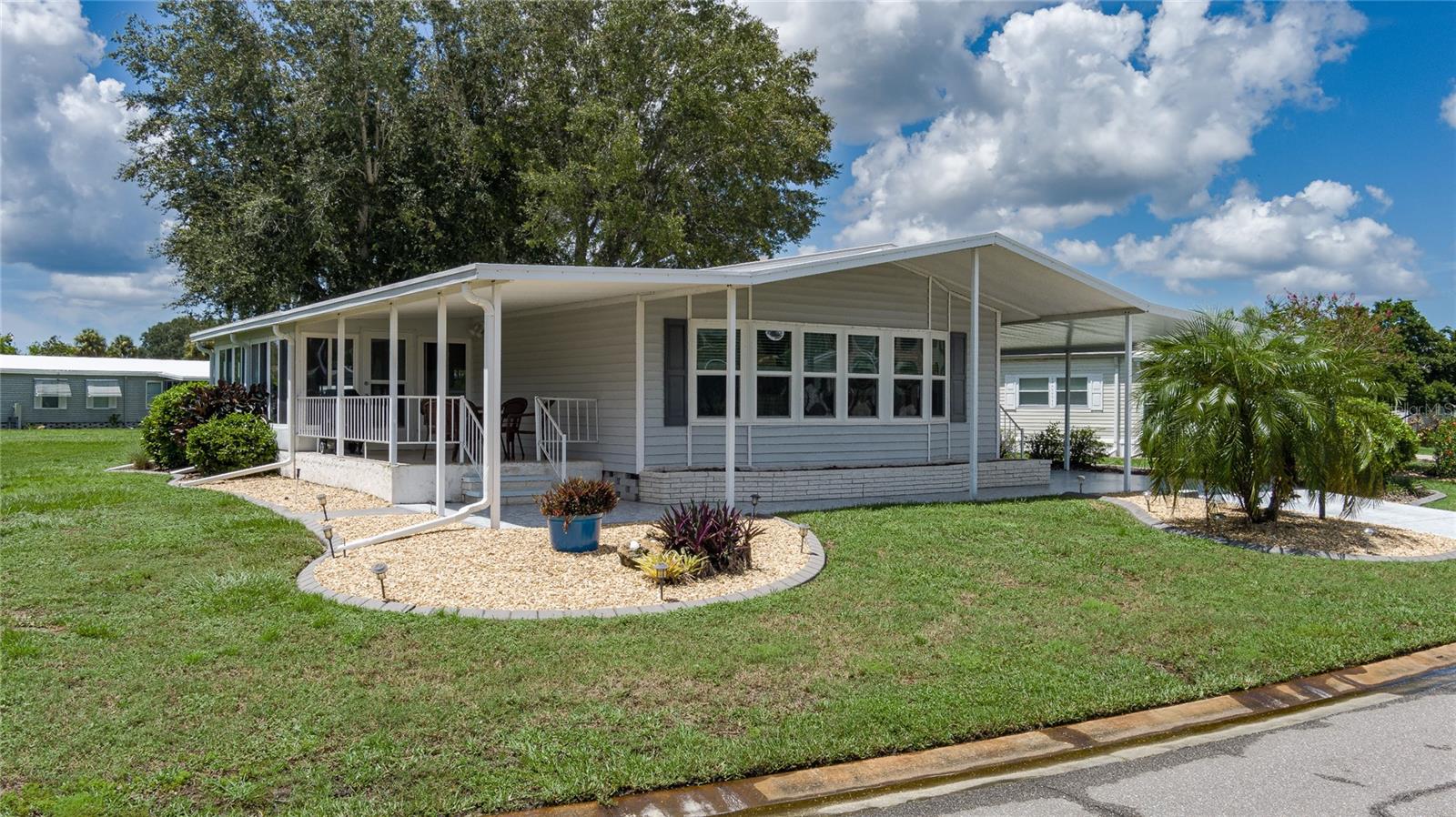 Castle Garden Rd, Palmetto, FL 34221