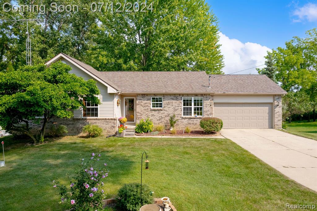 Torrey Rd, Fenton, MI 48430 #1