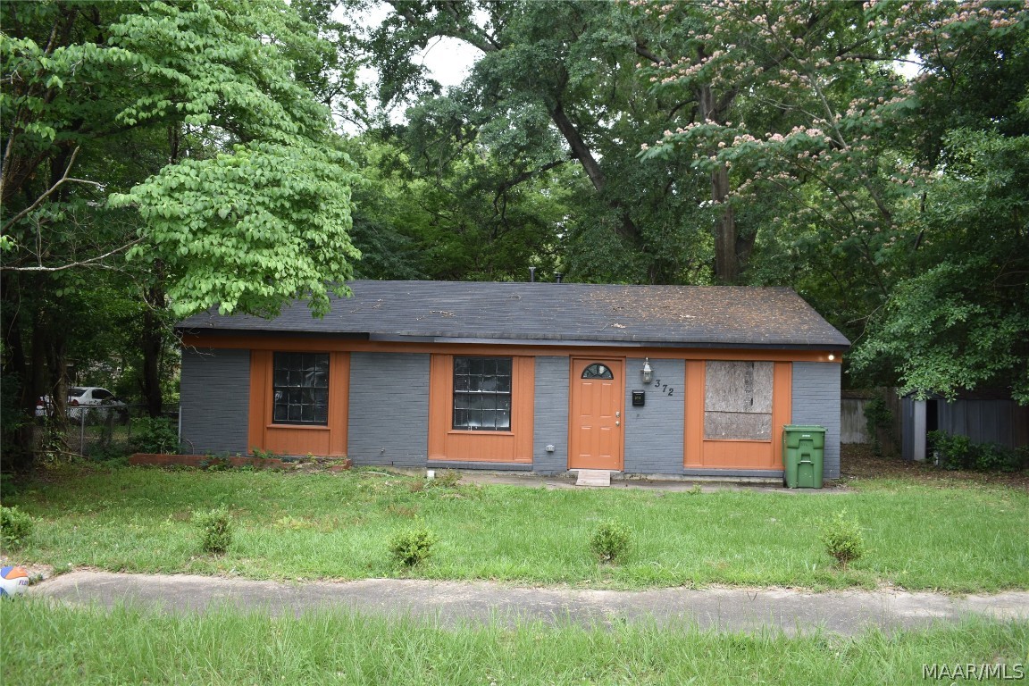 Shelly Ln, Montgomery, AL 36110
