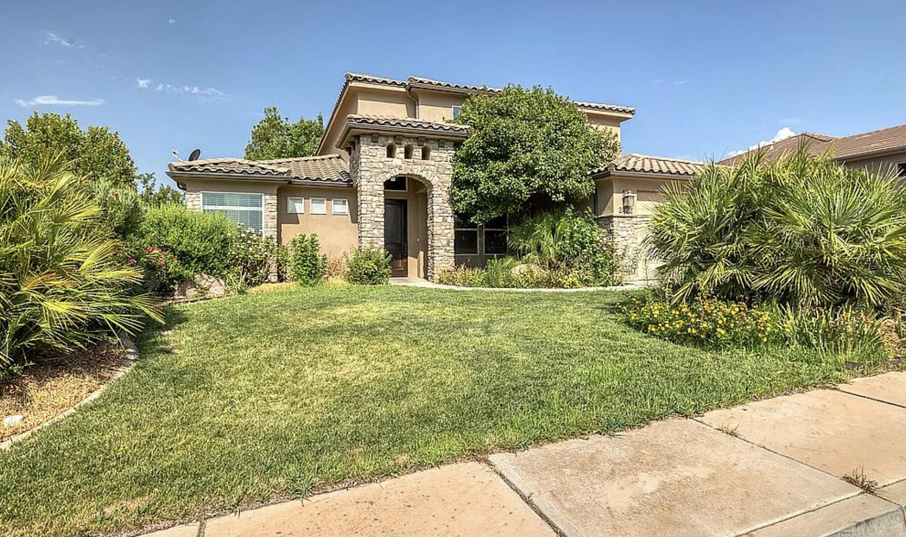 2160 , Saint George, UT 84790