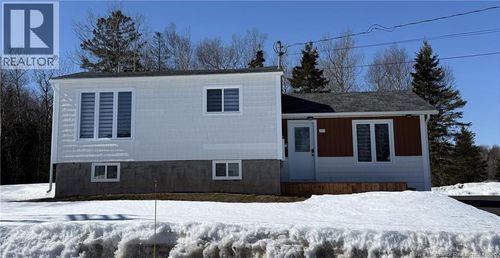 171 12e Rue, Shippagan, NB, E8S1C4 | Card Image