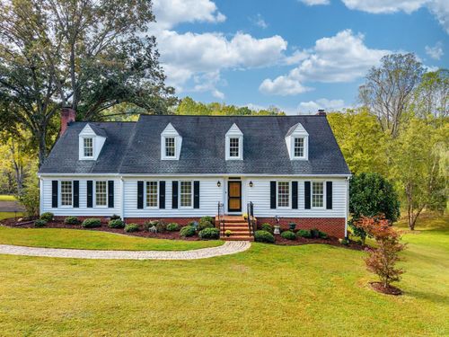 327 Hans Hill Dr, Madison Heights, VA, 24572-5649 | Card Image