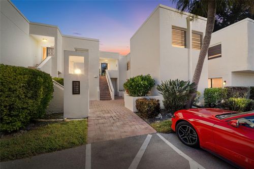 71-5100 Marsh Field Rd, SARASOTA, FL, 34235-5678 | Card Image