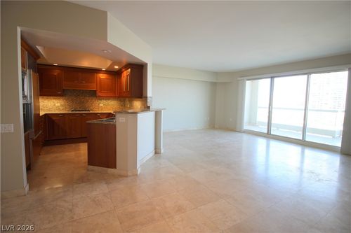 708-2777 Paradise Rd, Las Vegas, NV, 89109-9093 | Card Image
