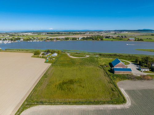 3995 Trim Rd, Delta, BC, V4K3N2 | Card Image
