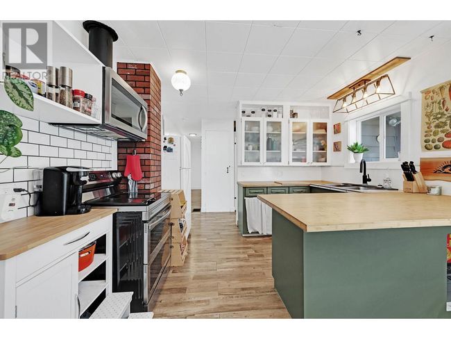 2820 Westsyde Rd, House other with 3 bedrooms, 2 bathrooms and null parking in Kamloops BC | Image 7