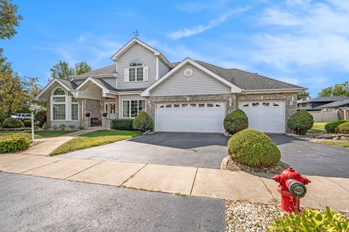 18358 Willow Ln, Lansing, IL, 60438-3356 | Card Image