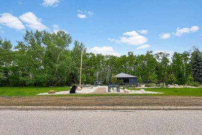 287 Cornwall Dr, House detached with 3 bedrooms, 2 bathrooms and 4 parking in Fort Mcmurray AB | Image 2