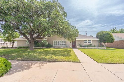 2912 N I St, Midland, TX, 79705-6509 | Card Image