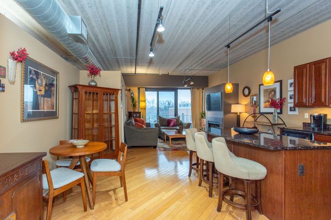 UNIT-424 - 101 Curry Ave, Condo with 2 bedrooms, 2 bathrooms and null parking in Royal Oak MI | Image 19