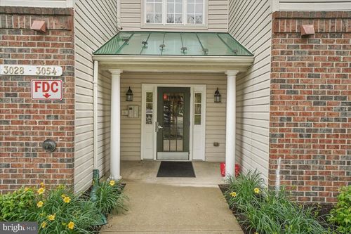3054-3054 Hunting Ridge Dr, Owings Mills, MD, 21117-4950 | Card Image