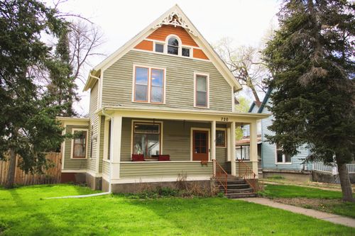720 S Kline St, ABERDEEN, SD, 57401-6122 | Card Image