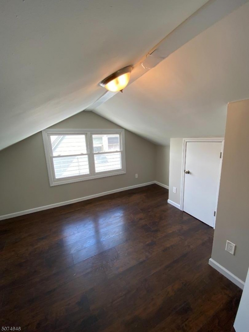 Residential Lease in Bloomfield Twp. 2