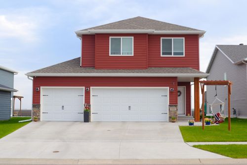 1045 46th Ave S, Moorhead, MN, 56560-7087 | Card Image