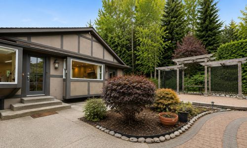 2779 Sylvan Pl, Coquitlam, BC, V3C5A6 | Card Image