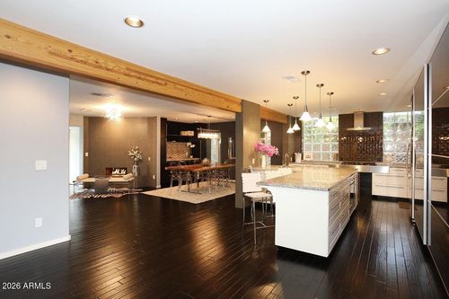 5426 N 81st Pl, Scottsdale, AZ, 85250-7330 | Card Image