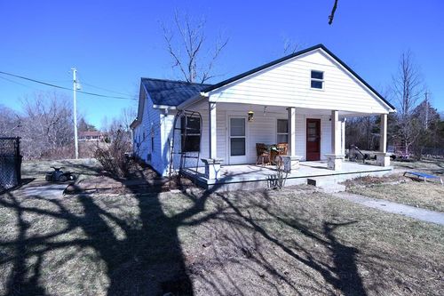 397 I B Maynard St, Spencer, TN, 38585-3638 | Card Image