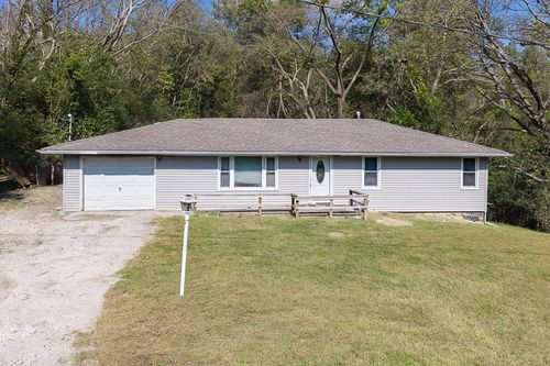 5530 Sloan Ave, Kansas City, KS, 66104-1555 | Card Image