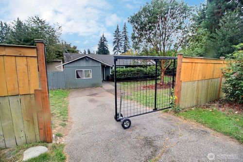 6304 232nd Street Sw, Mountlake Terrace, WA, 98043 | Card Image