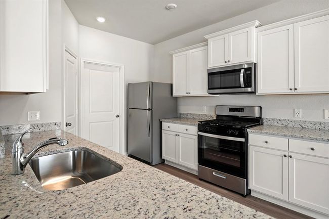 316 Kingston Way, House other with 4 bedrooms, 3 bathrooms and 2 parking in Waller TX | Image 6