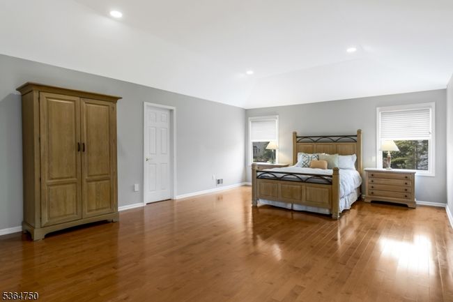 33 Briarwood Dr E, House other with 4 bedrooms, 3 bathrooms and null parking in Warren NJ | Image 22