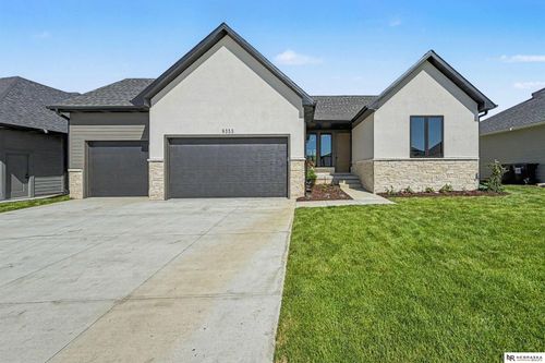 9355 S 86th St, Lincoln, NE, 68516-9517 | Card Image