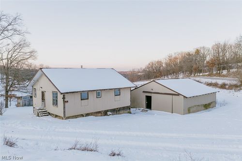 31705 Norris Rd, Tippecanoe, OH, 44699-9498 | Card Image