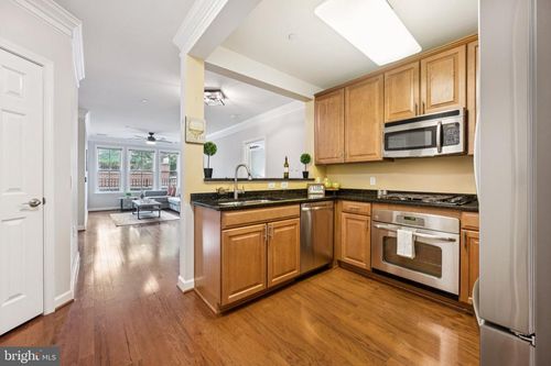 107-2101 N Monroe St, ARLINGTON, VA, 22207-3874 | Card Image