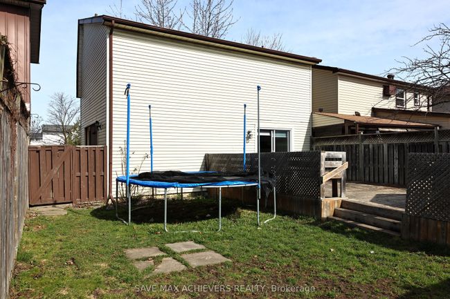 3 Gold Finch Crt, House other with 3 bedrooms, 2 bathrooms and 2 parking in Brampton ON | Image 49