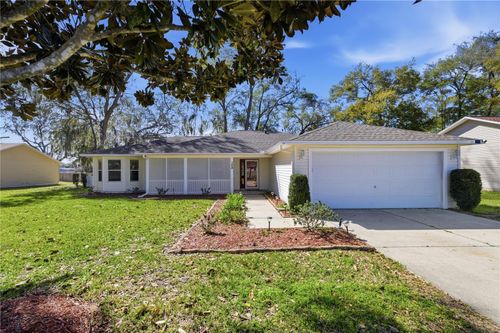 108 Cherry Blossom Ln, LADY LAKE, FL, 32159-4235 | Card Image