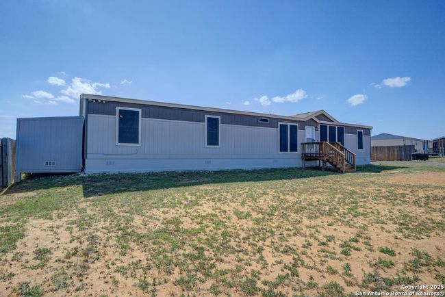4817 W Fm 476, House other with 4 bedrooms, 2 bathrooms and null parking in Poteet TX | Image 5