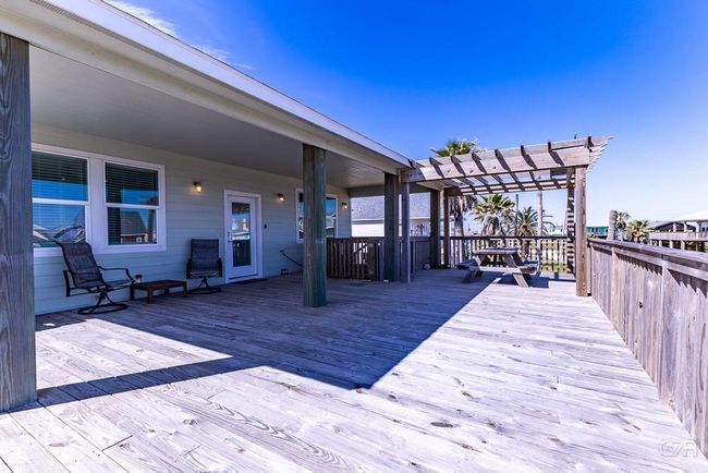 13111 Buccaneer Pkwy, House other with 3 bedrooms, 2 bathrooms and 1 parking in Freeport TX | Image 33