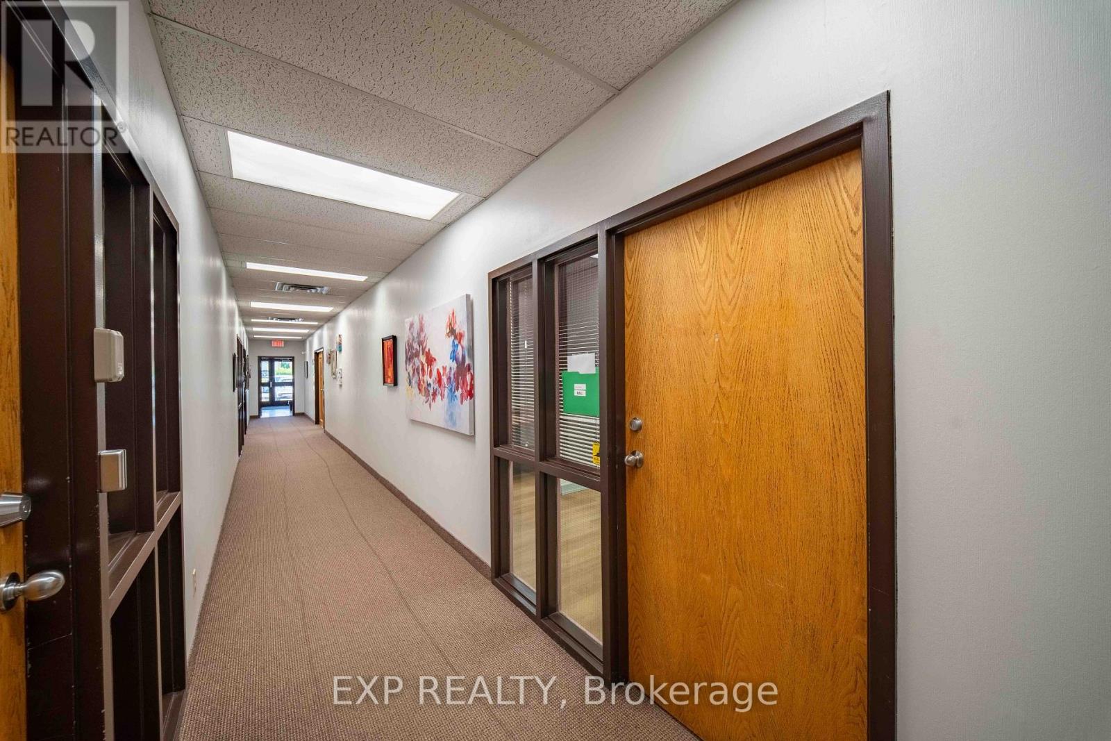 Commercial Lease in Ottawa 3