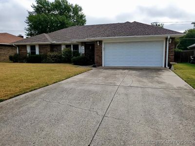 700 Sioux Street, House other with 3 bedrooms, 2 bathrooms and null parking in Ardmore OK | Image 1