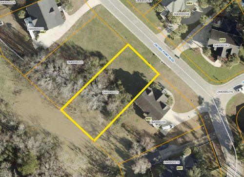 6061 Jacobs Point Blvd, Ravenel, SC, 29470-5619 | Card Image