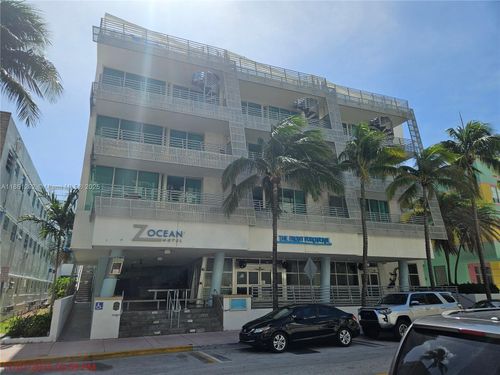 ph18-1437 Collins Ave, Miami Beach, FL, 33139-4103 | Card Image