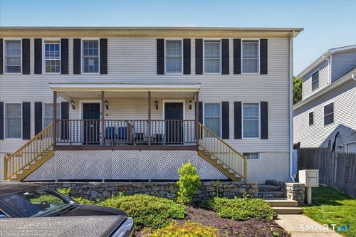 220-220 Castle Ave, Fairfield, CT, 06825-5432 | Card Image
