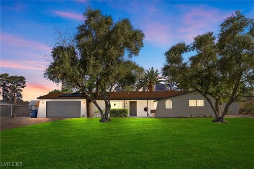 2885 Horseshoe Dr, Las Vegas, NV, 89120-3312 | Card Image