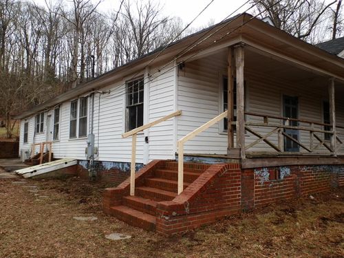 10 N Hillcrest Dr Se, Lindale, GA, 30147-1109 | Card Image