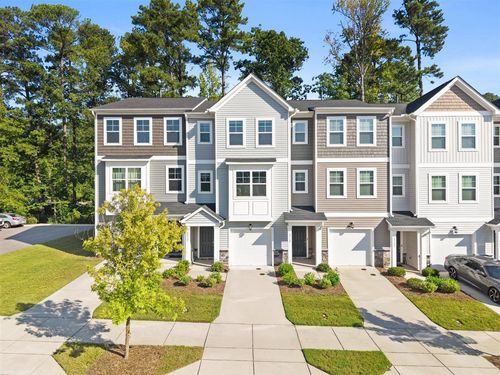2512 Laurel Valley Way, Raleigh, NC, 27604-8513 | Card Image