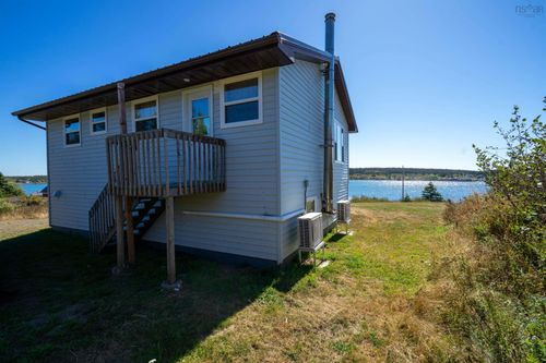 113 Water St, Freeport, NS, B0V1B0 | Card Image