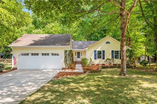 2021 Warwickshire Dr, Greensboro, NC, 27455-2217 | Card Image