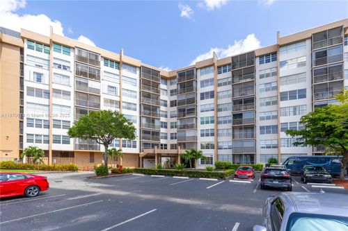 apt-319-1000 Saint Charles Pl, Pembroke Pines, FL, 33026-3367 | Card Image