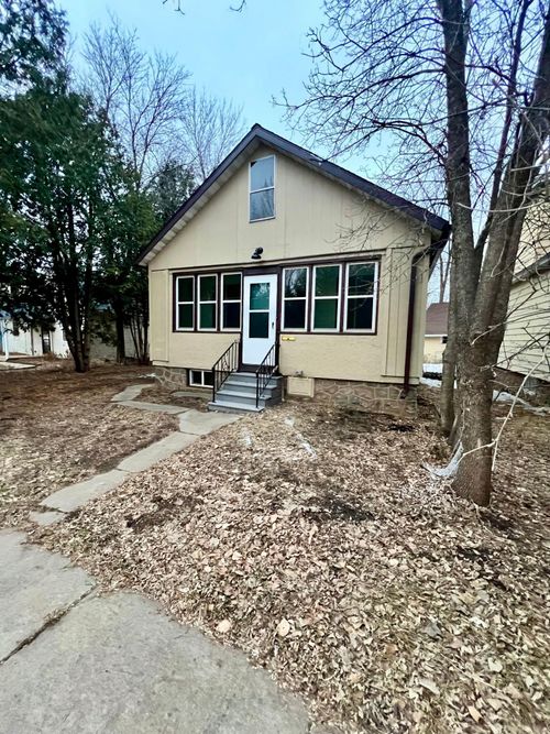 205 W Howard St, Hibbing, MN, 55746-1550 | Card Image