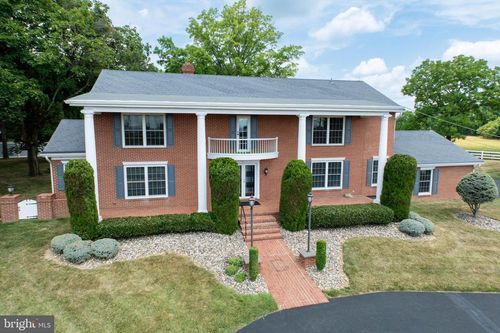 2821 Delta Ln, EAGLEVILLE, PA, 19403-1203 | Card Image