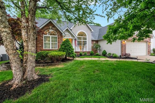 3930 White Rose Ln, Saint Charles, MO, 63304-7017 | Card Image