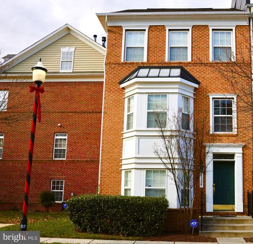 4324 Talmadge Cir, SUITLAND, MD, 20746-4392 | Card Image