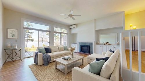 504 S Beach Rd, South Burlington, VT, 05403-7745 | Card Image